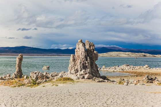 Places To Visit: Mono Lakes & Alien Like Structures