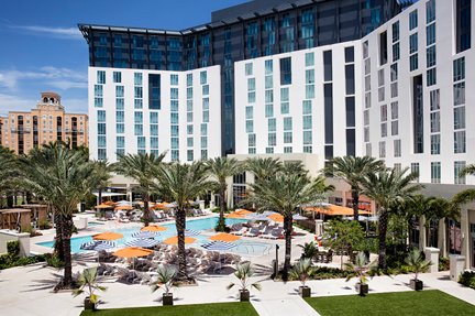 Valentine’s Day Travel Deals