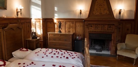 Valentine’s Day Travel Deals
