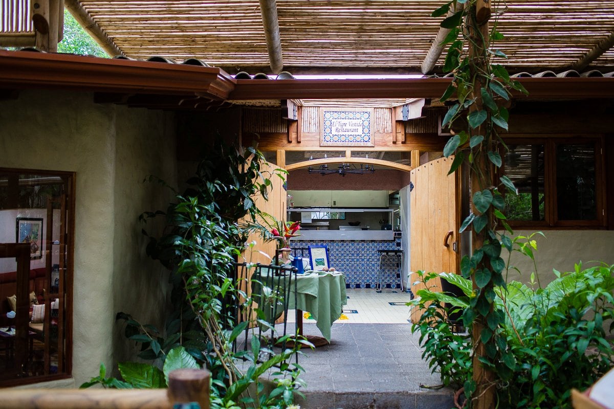 Top 3 Places To Stay While Traveling Through Costa Rica