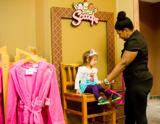 Tackling Great Wolf Lodge Kansas City Like A (mom)boss