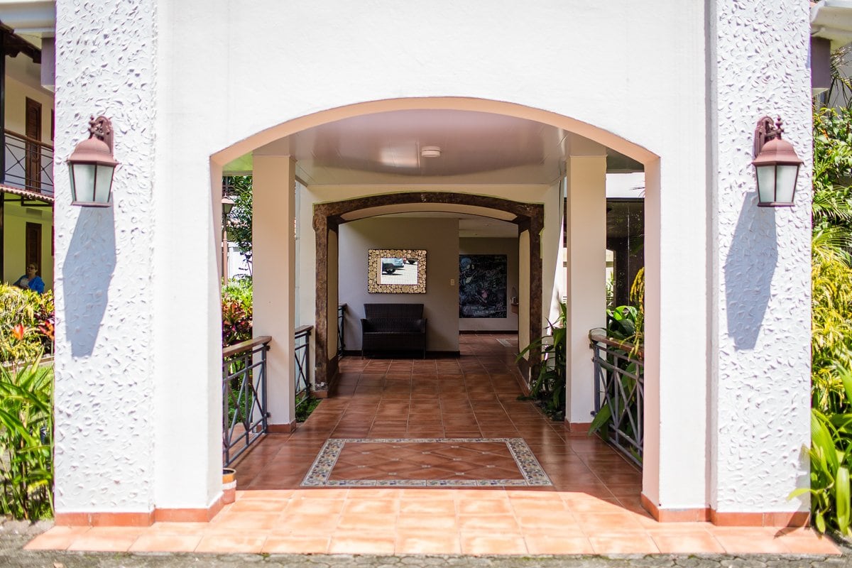 Top 3 Places To Stay While Traveling Through Costa Rica