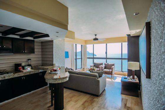 Visual Tour Of Hotel El Cid El Moro In Mazatlan, Mexico