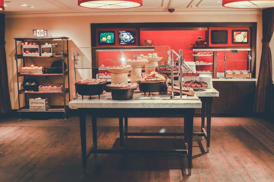 36 Hours In Chicago Featuring Palmer House Hilton