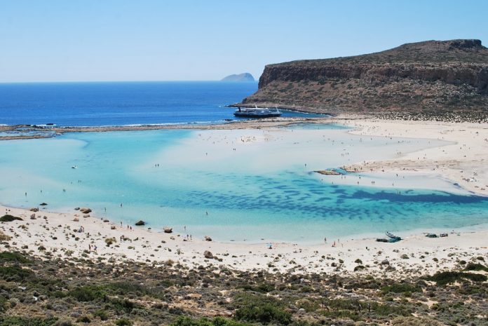Learn The Best Greek Island For Families Who Travel