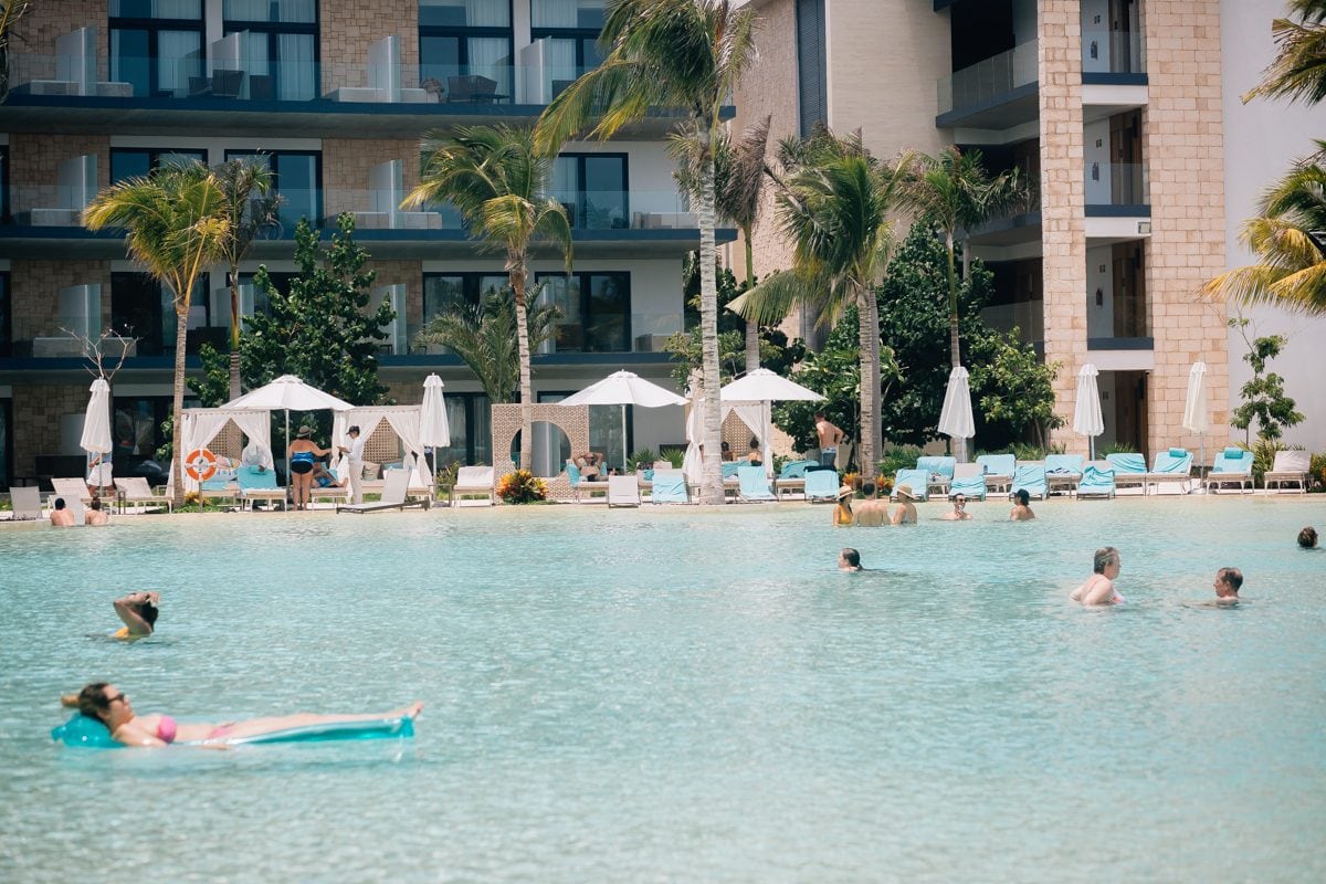 X Reasons Why Haven Riviera Cancun Is The Perfect Quiet Couples Getaway