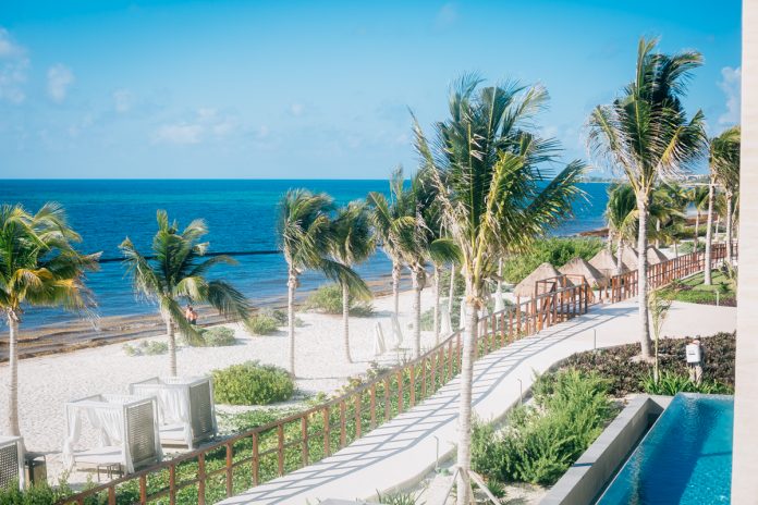 X Reasons Why Haven Riviera Cancun Is The Perfect Quiet Couples Getaway