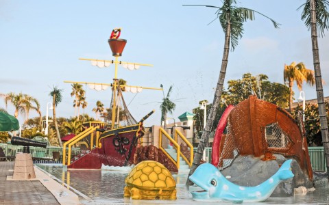 5 Prime Resorts On Cocoa Beach, Fl