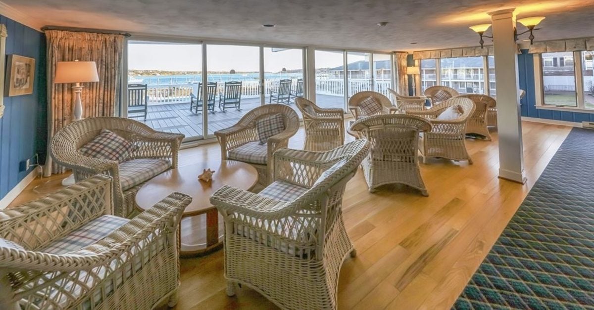 Amazing Martha's Vineyard Hotels At-a-glance