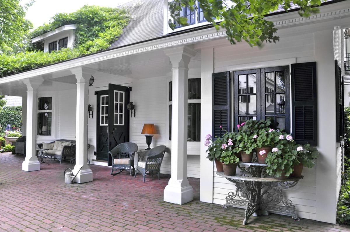 Amazing Martha's Vineyard Hotels At-a-glance