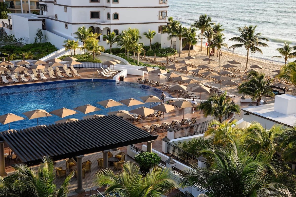 Black Friday & Cyber Monday Travel Deals Worth Bragging About