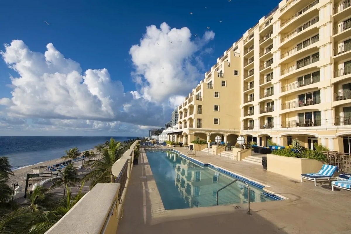Black Friday & Cyber Monday Travel Deals Worth Bragging About