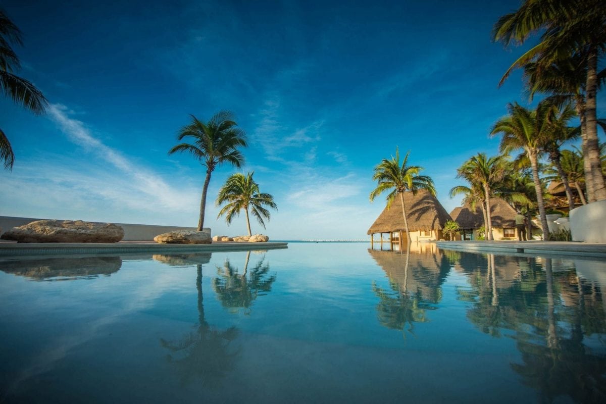 Black Friday & Cyber Monday Travel Deals Worth Bragging About