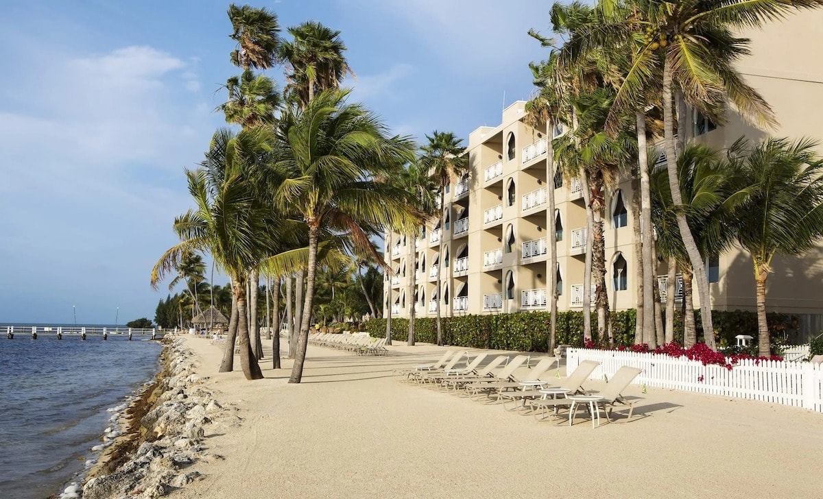 Black Friday & Cyber Monday Travel Deals Worth Bragging About