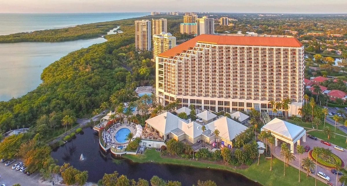 Black Friday & Cyber Monday Travel Deals Worth Bragging About
