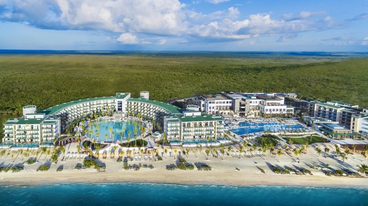 Black Friday & Cyber Monday Travel Deals Worth Bragging About