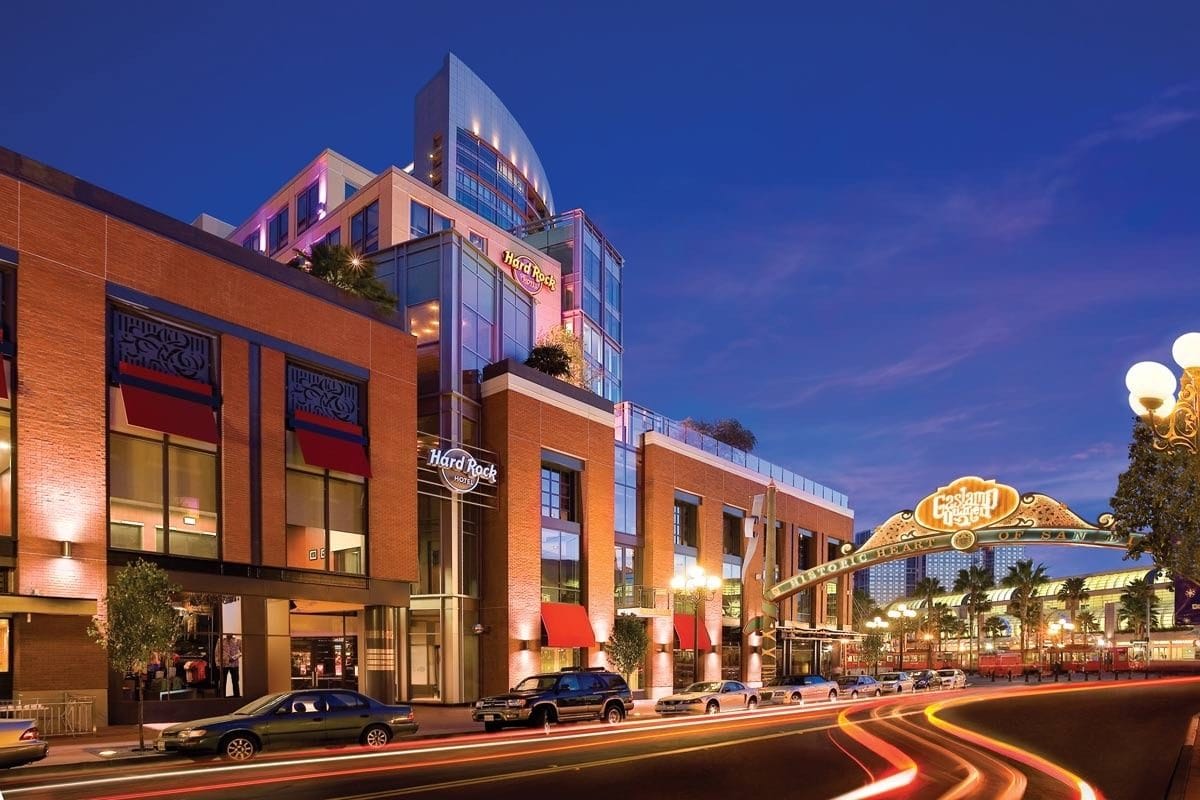 Black Friday & Cyber Monday Travel Deals Worth Bragging About