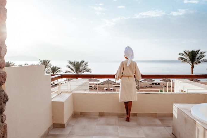 21 Hotel Versus Vacation Rental Pros And Cons