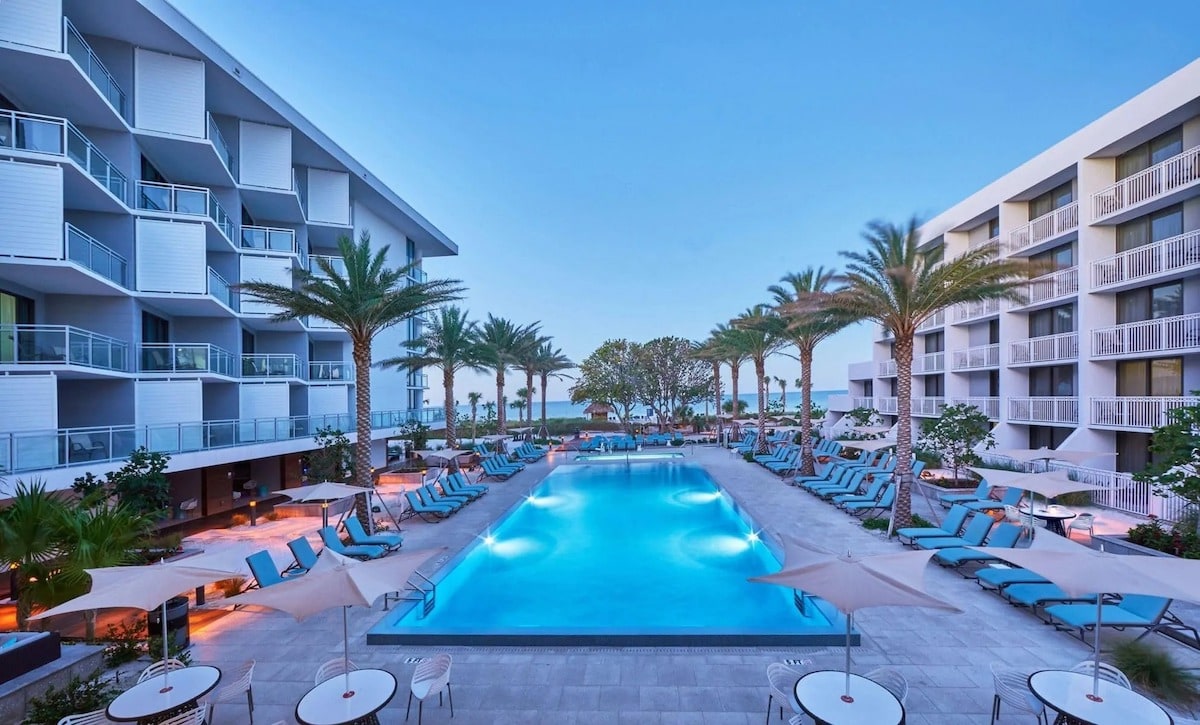 Black Friday & Cyber Monday Travel Deals Worth Bragging About
