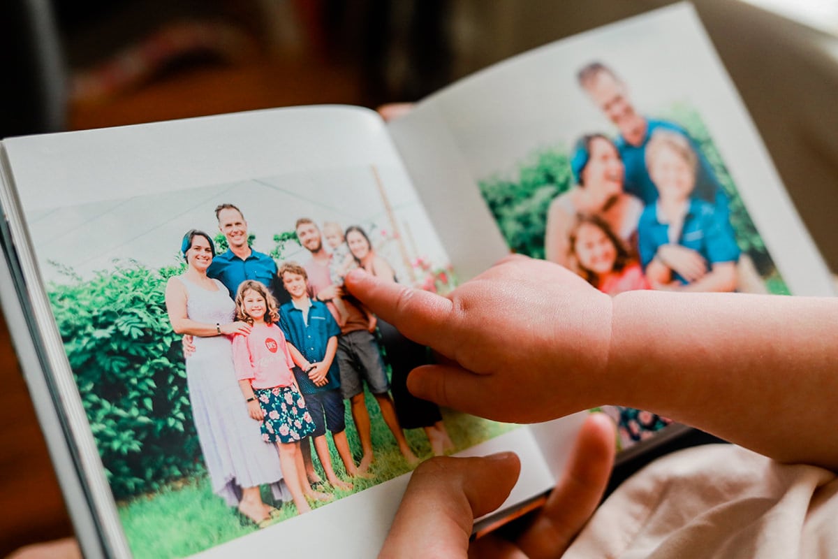 daily-mom-parent-portal-5 Easy Tips For Flying With A Toddler Abroad