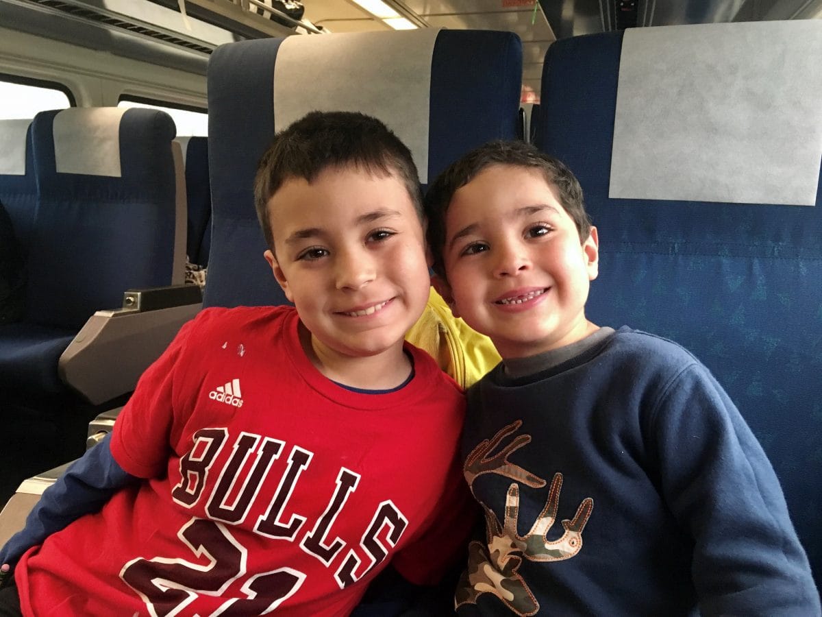 every-avenue-travel-traveling-by-train