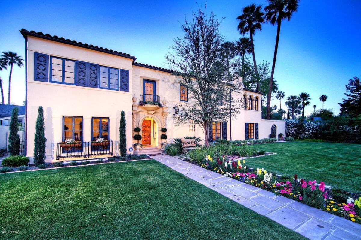 Every-Avenue-Travel-Holiday Home