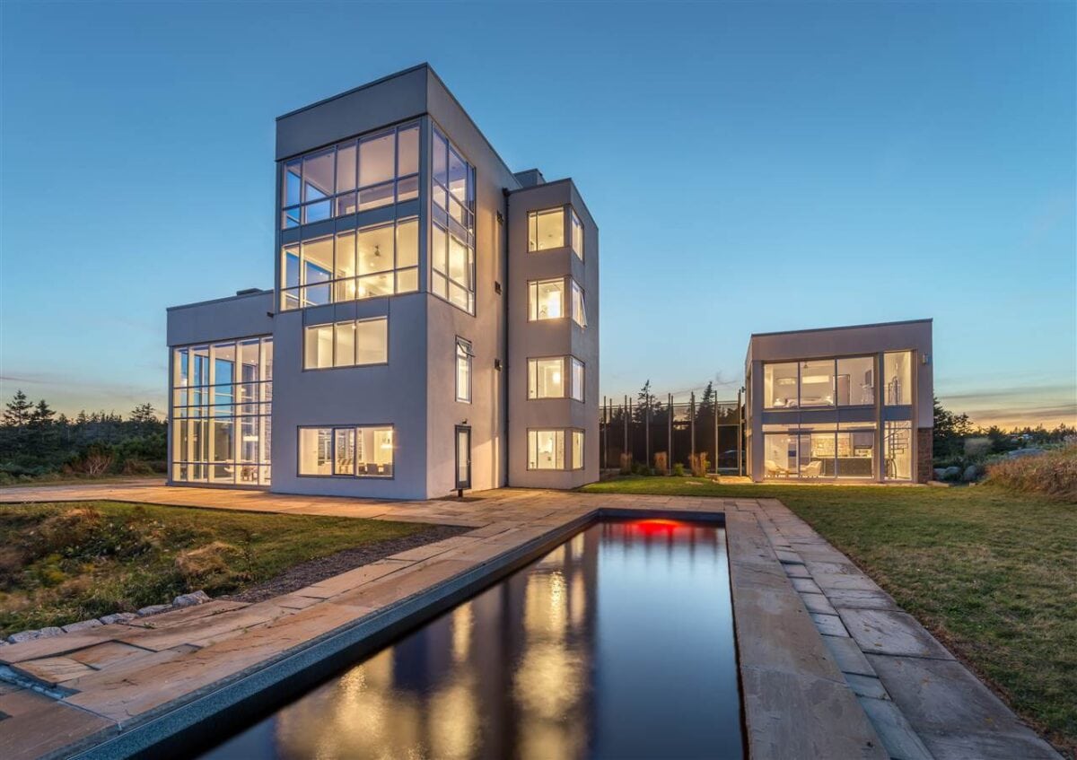 Every-Avenue-Travel-Holiday Home