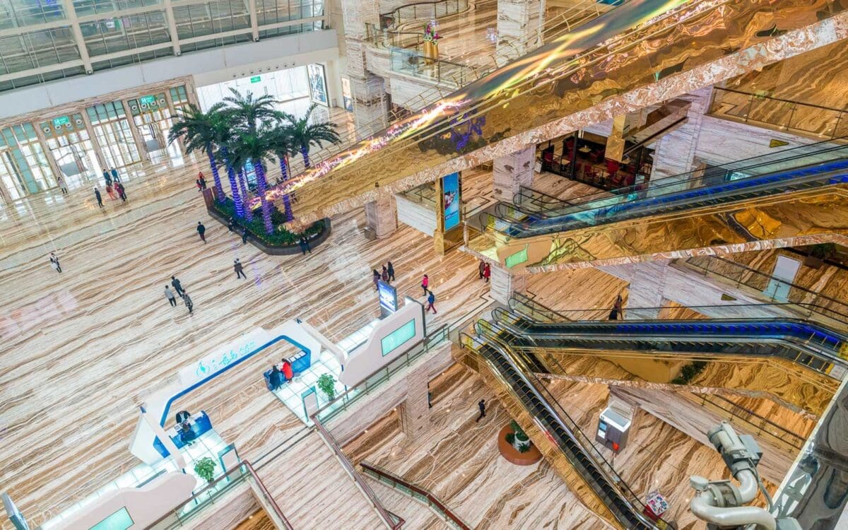 every-avenue-travel-International-Mall