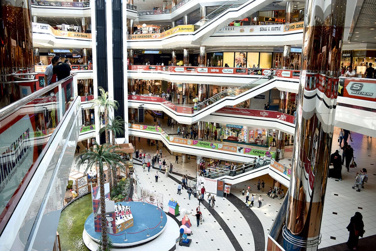10 Breathtaking International Mall Locations Around The Globe