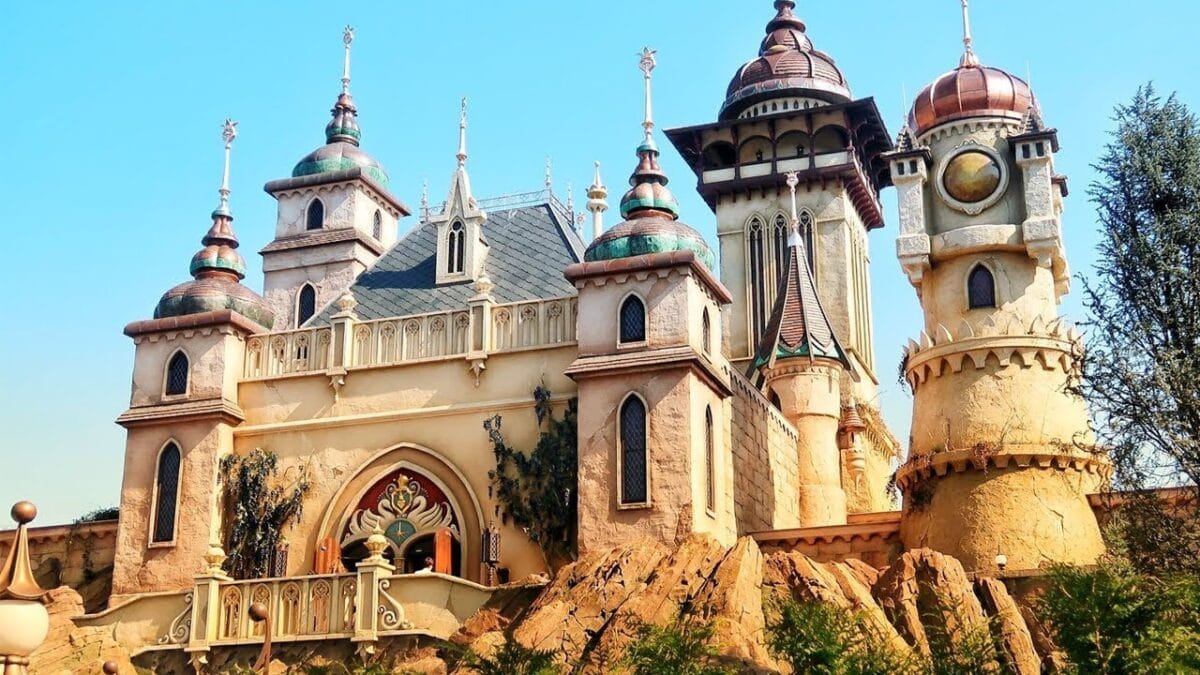 every-avenue-travel-Best-Amusement Parks 