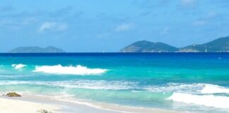 Top 7 Islands in the British Virgin Islands every-avenue-travel-british-virgin-islands