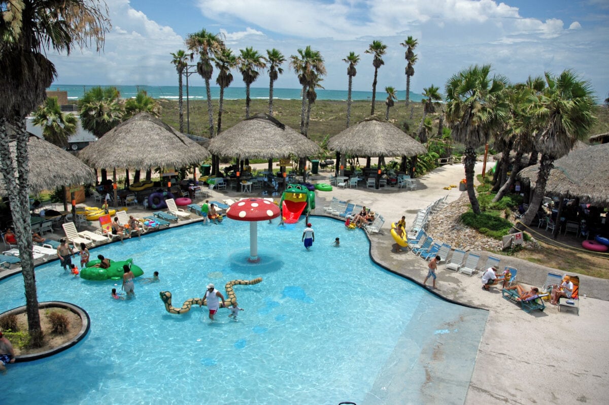 every-avenue-travel-Best-Water-Parks In-The-Us