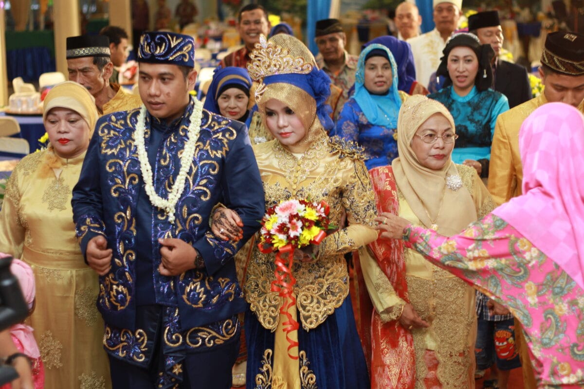 every-avenue-travel-Wedding-Traditions 