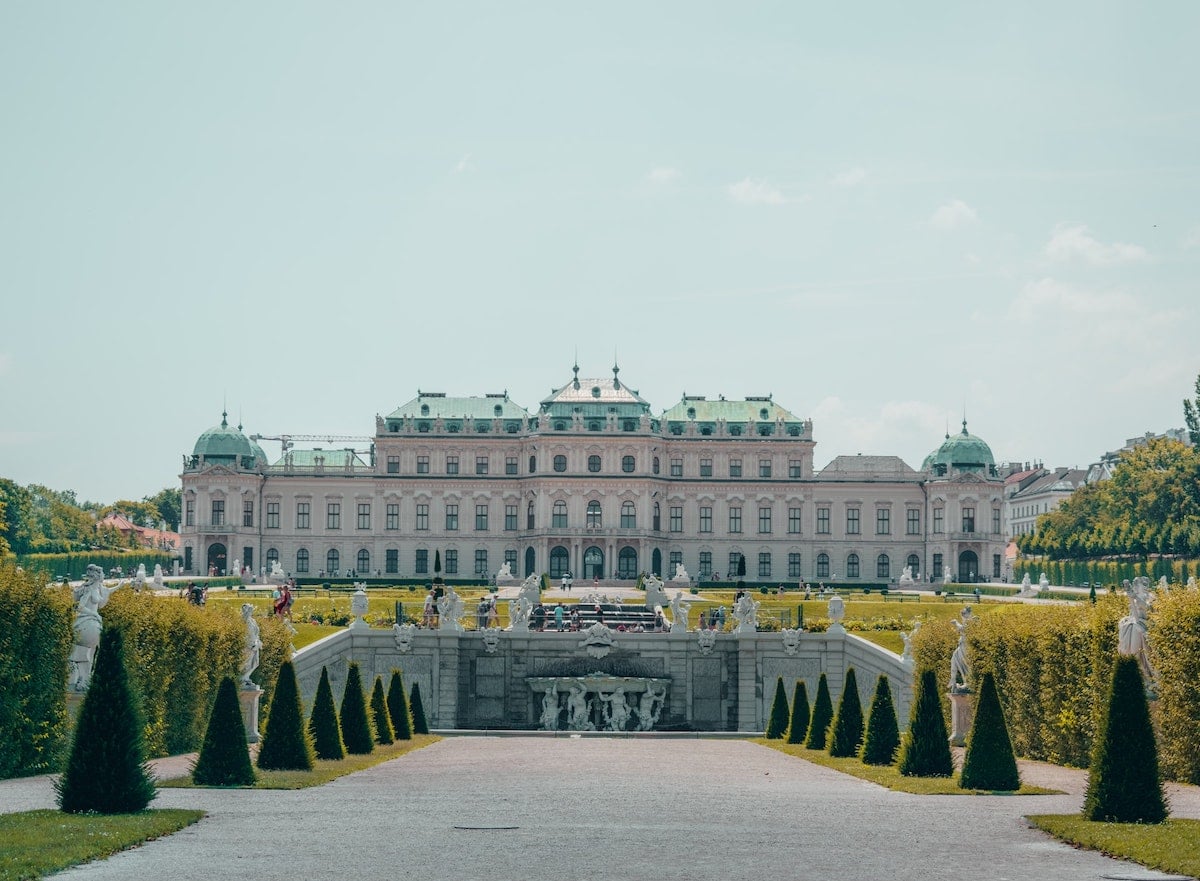 every-avenue-travel-central-europe