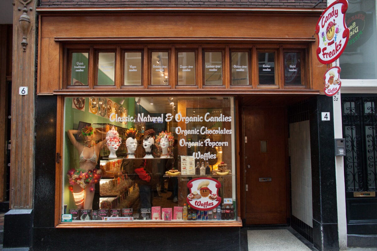 every-avenue-travel-Candy-Shops 