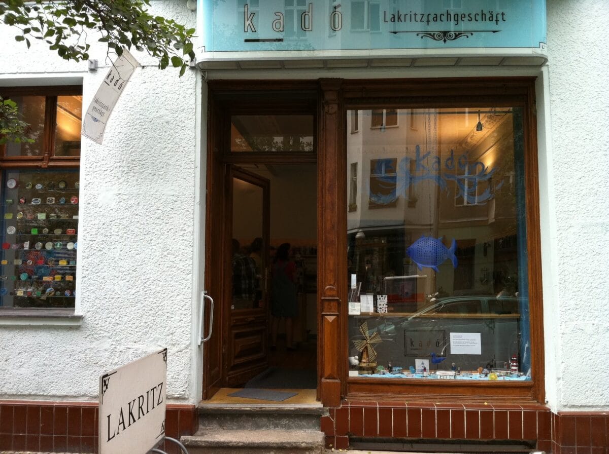 every-avenue-travel-Candy-Shops 