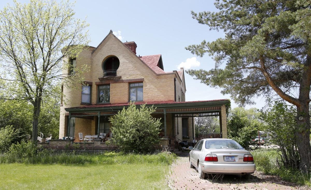 every-avenue-travel-Haunted Places