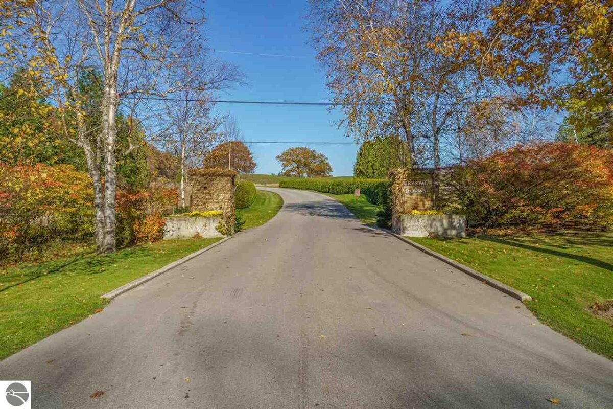 Every-Avenue-Travel-Scenic-Routes