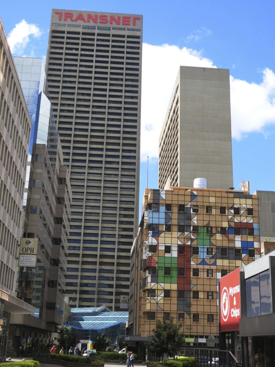 every-avenue-travel-skyscraper-buildings
