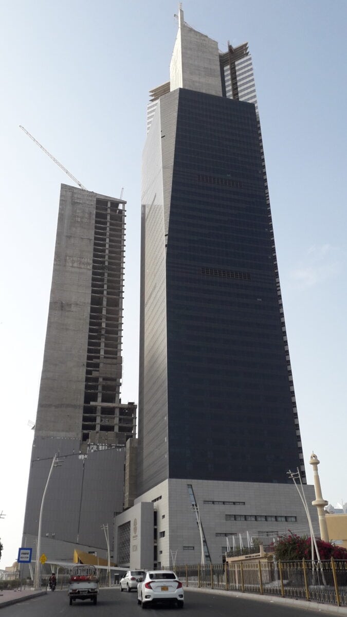 every-avenue-travel-skyscraper-buildings