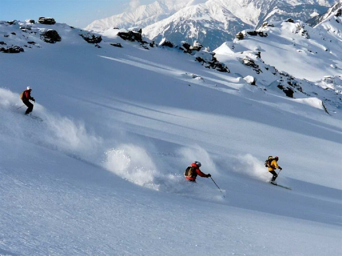 every-avenue-travel-places to ski